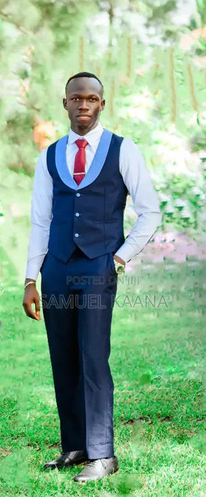 Photo - Receptionist
