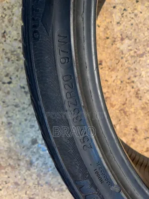 255/35r20 Used Tire Good Condition