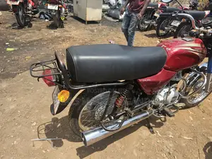 Bajaj Boxer 2022 Red