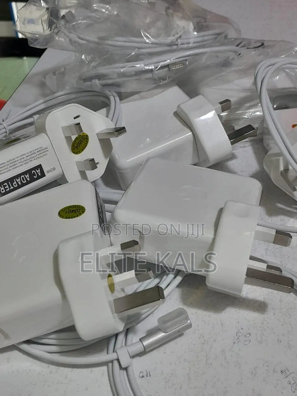 Macbook Adapters Both for Pro and Air 45 Wats 60 Wats