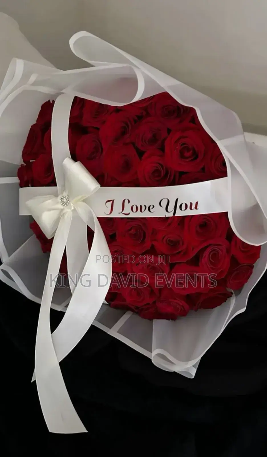 Bouquet Flower Gifts (Natural Flowers)In Kampala