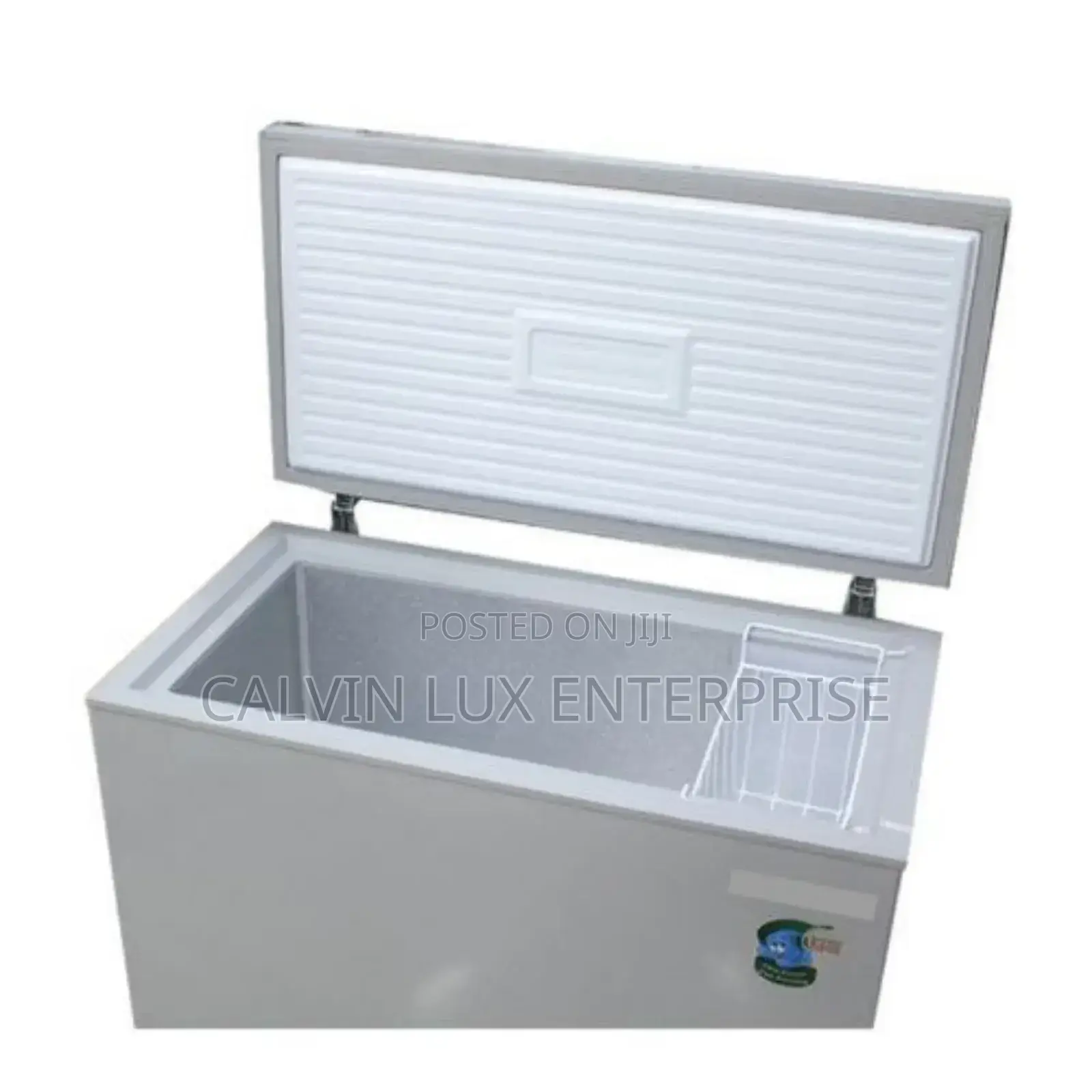Chest Freezer 260 Liters Hisense