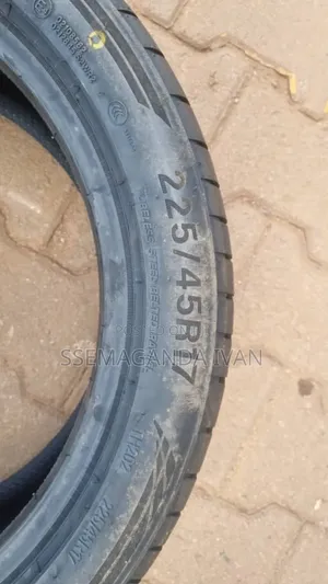 225/45r17 94y Triangle Tyre Brand New