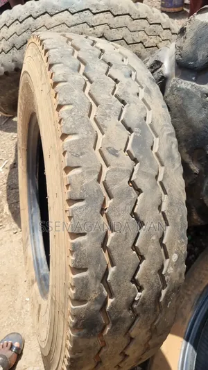 11.2r22.5 Used Tyres for Trucks