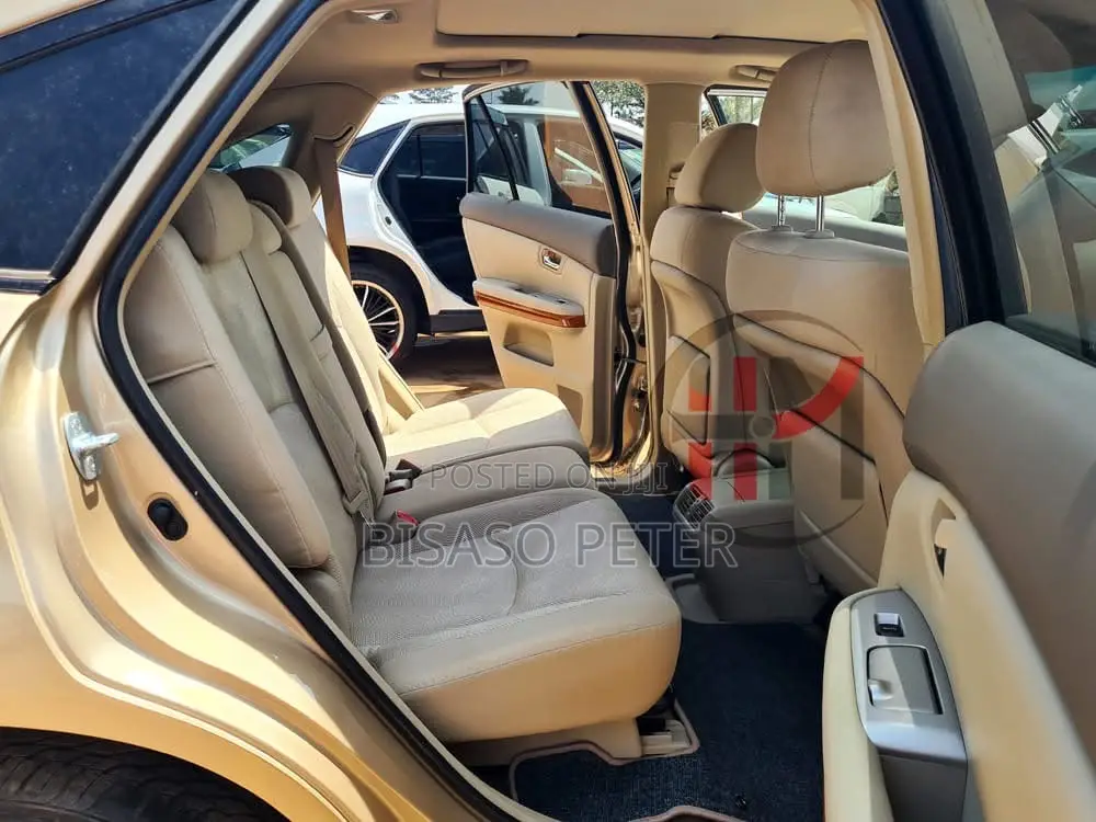 Toyota Harrier 2.4 2012 Gold