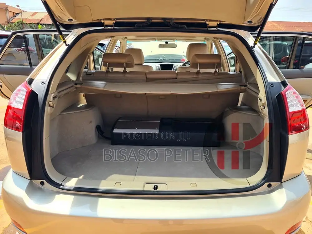Toyota Harrier 2.4 2012 Gold