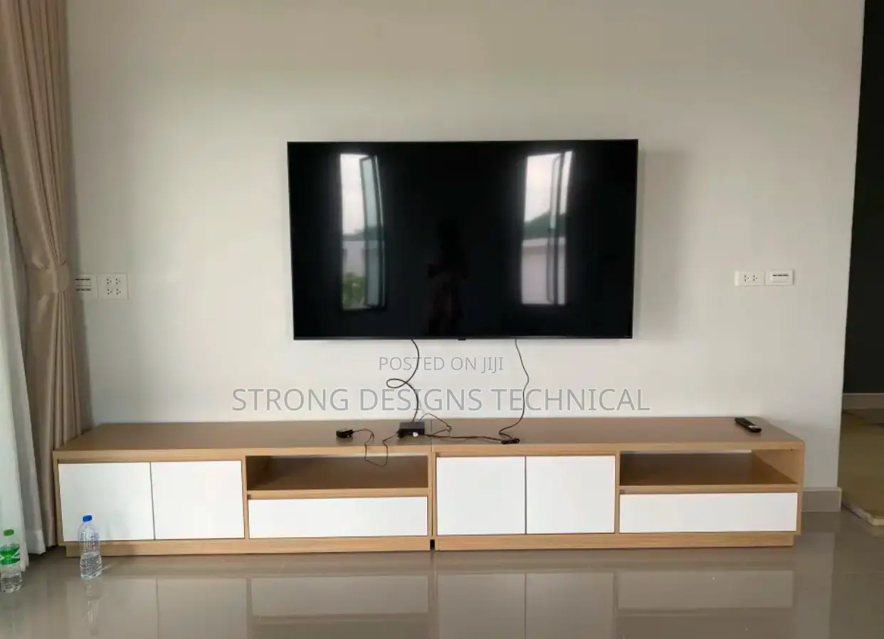 2 Door 5ft TV Stand / Tv Cabinet With a Drawer