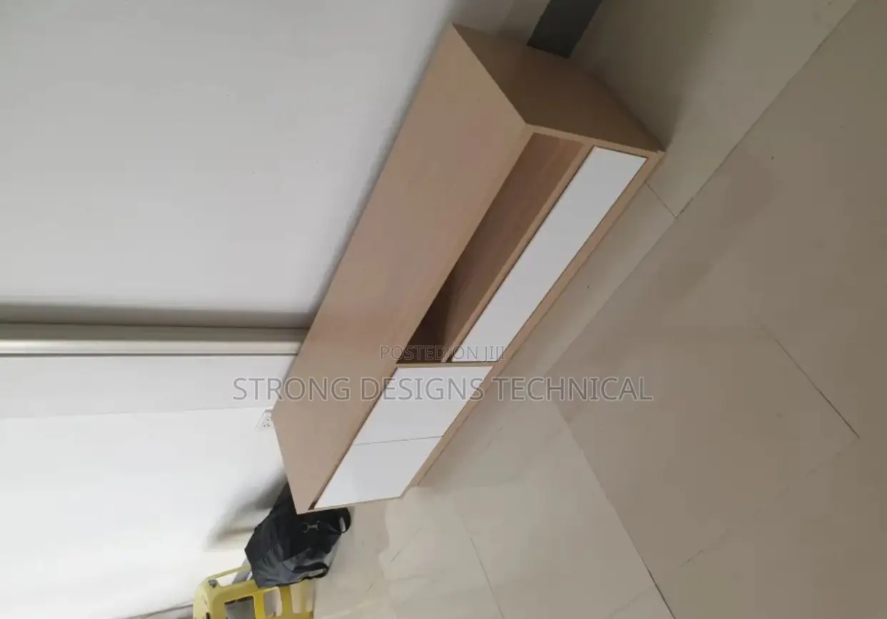 2 Door 5ft TV Stand / Tv Cabinet With a Drawer
