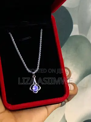 Solitaire Water Drop Pendant Necklace