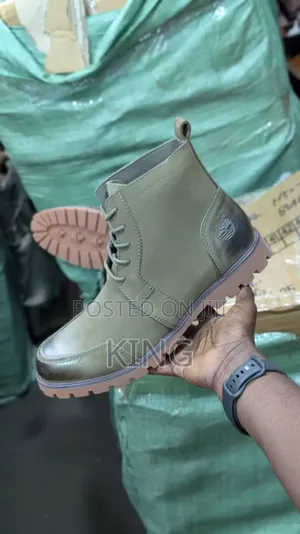 Valid Milli Boots