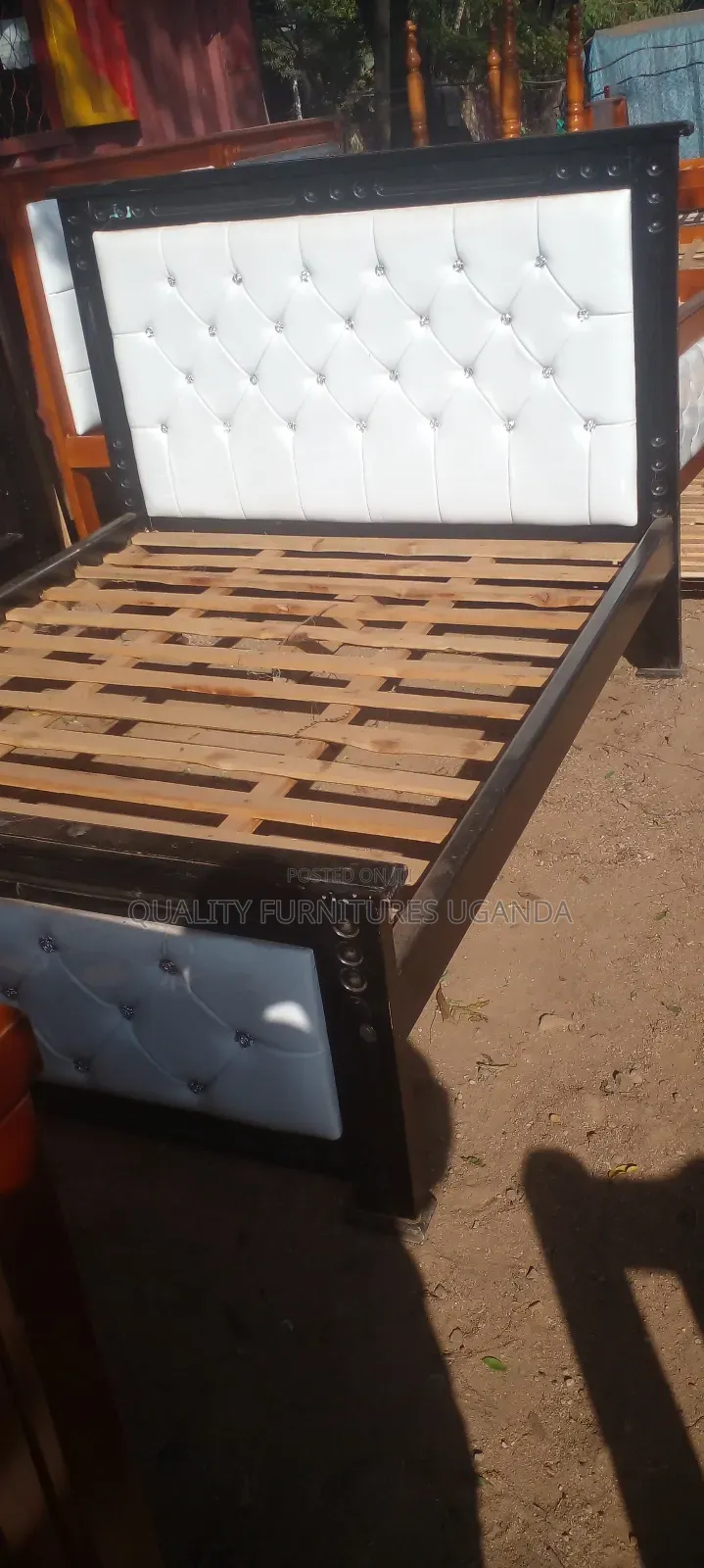 White Leather 5x6 Bed