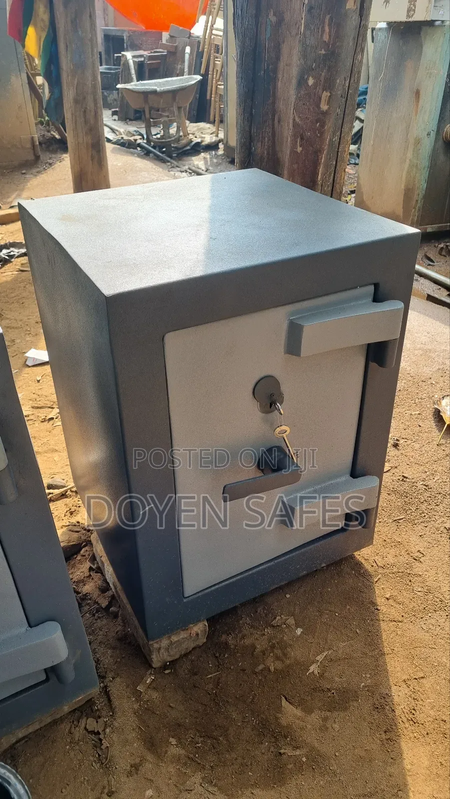 SAFE BOX 200kgs Safe