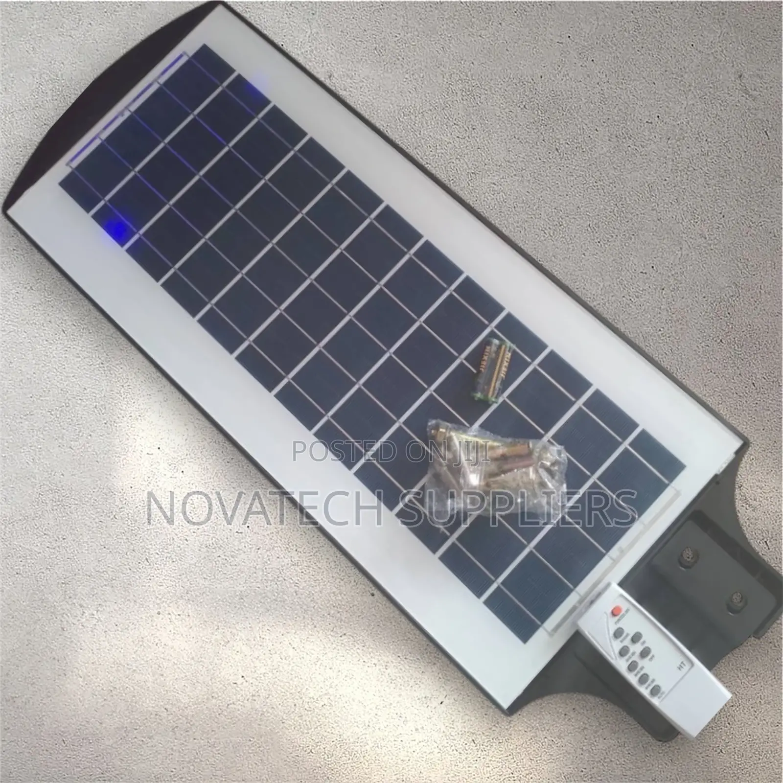 150W Original Hi Fi Lite LED Solar Street Lights Tawa