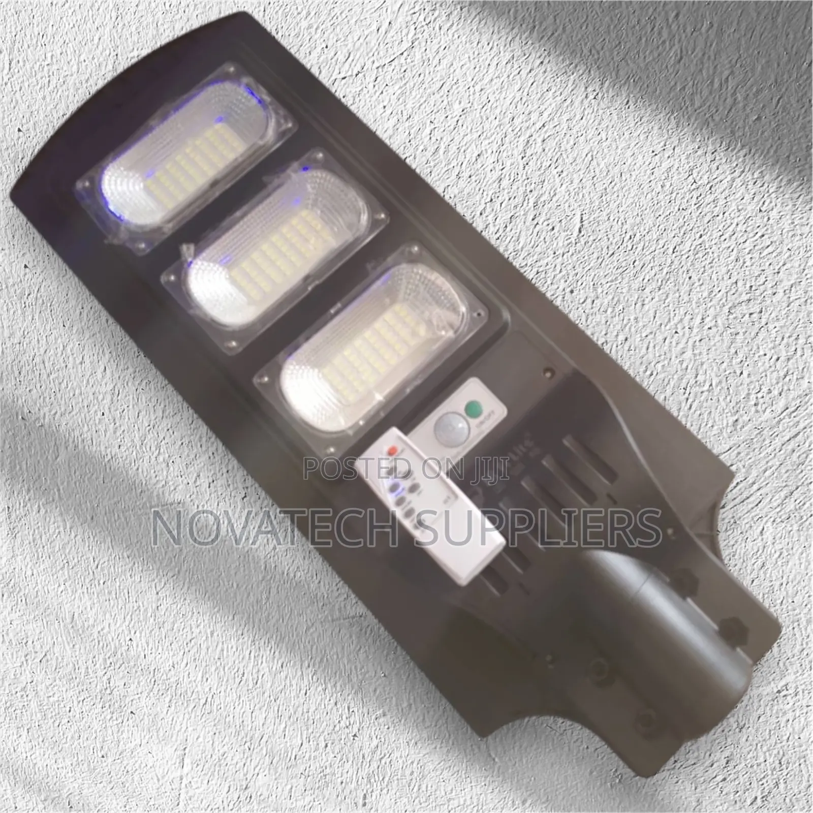 150W Original Hi Fi Lite LED Solar Street Lights Rada