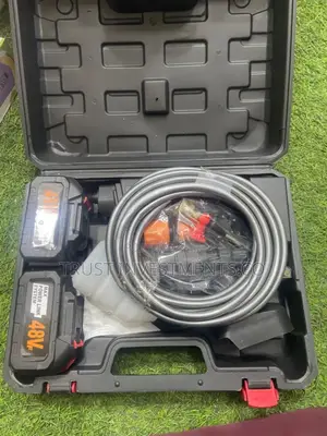 Photo - Cleaning Gun for Both Cars and Plants Black