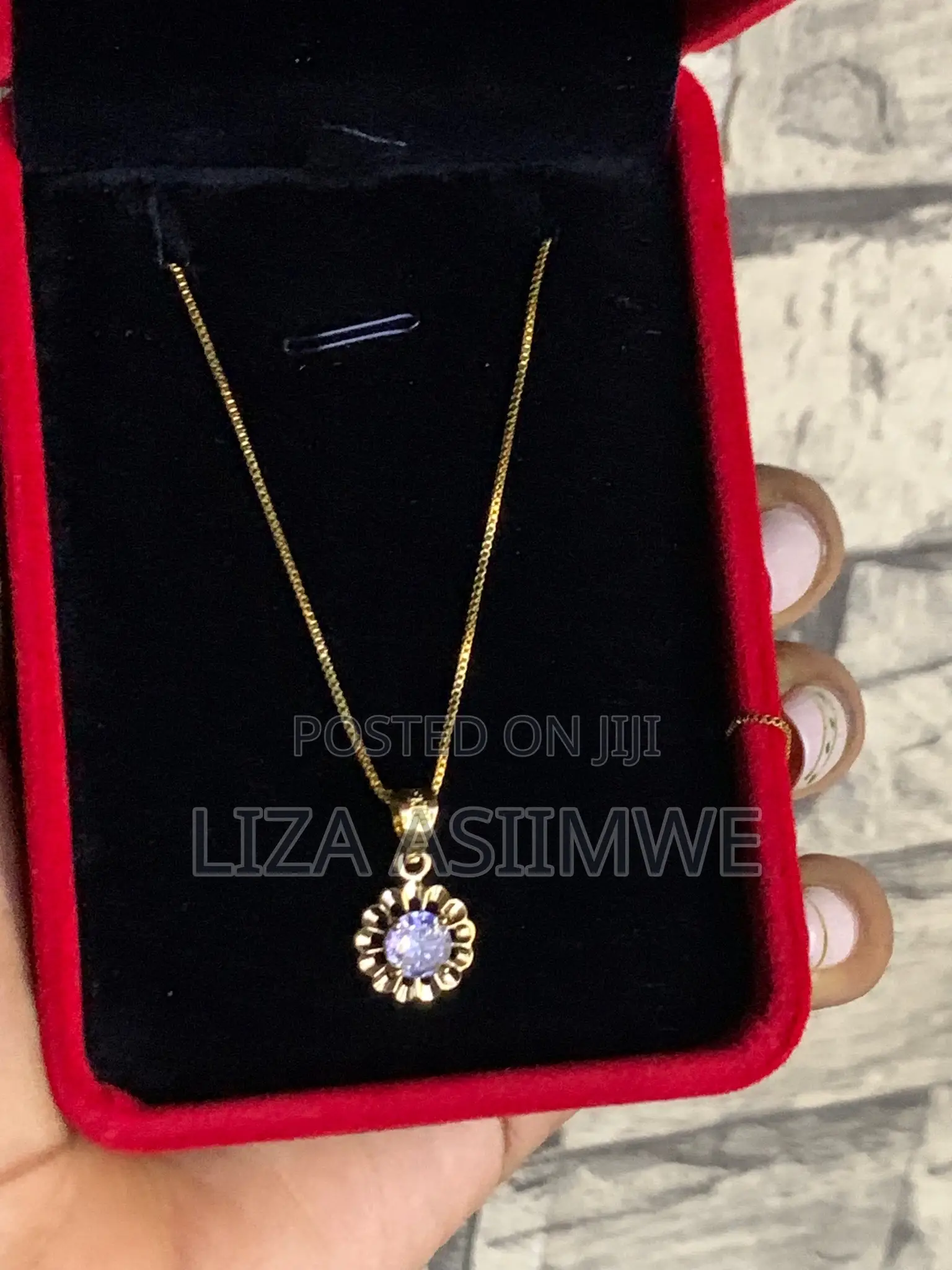 Gold Flower Charm Necklace for Lady’S