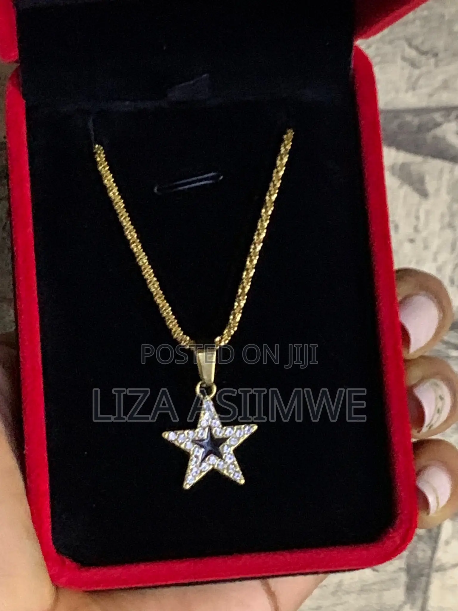Star Designer Icy Pendant Necklace