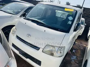 Toyota TownAce 2016 White