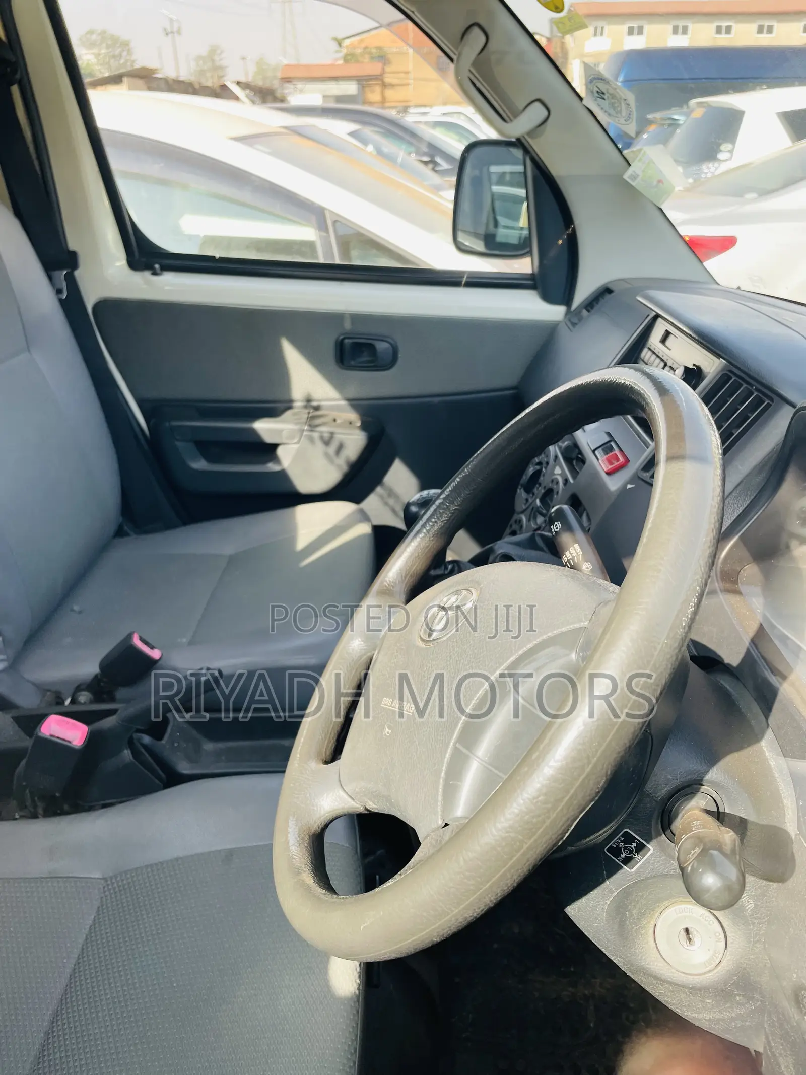 Toyota TownAce 2016 White