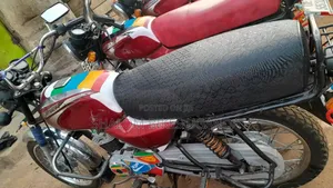 Bajaj Boxer 2017 Red