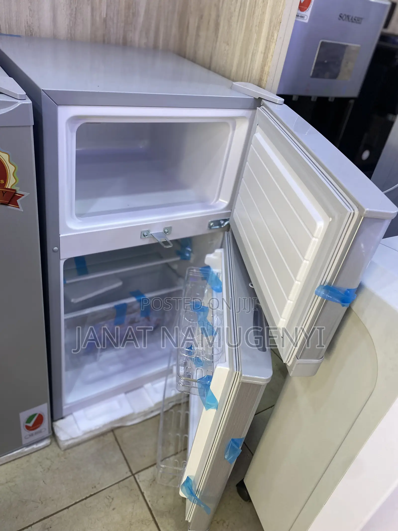Sonashi Double Door Fridge