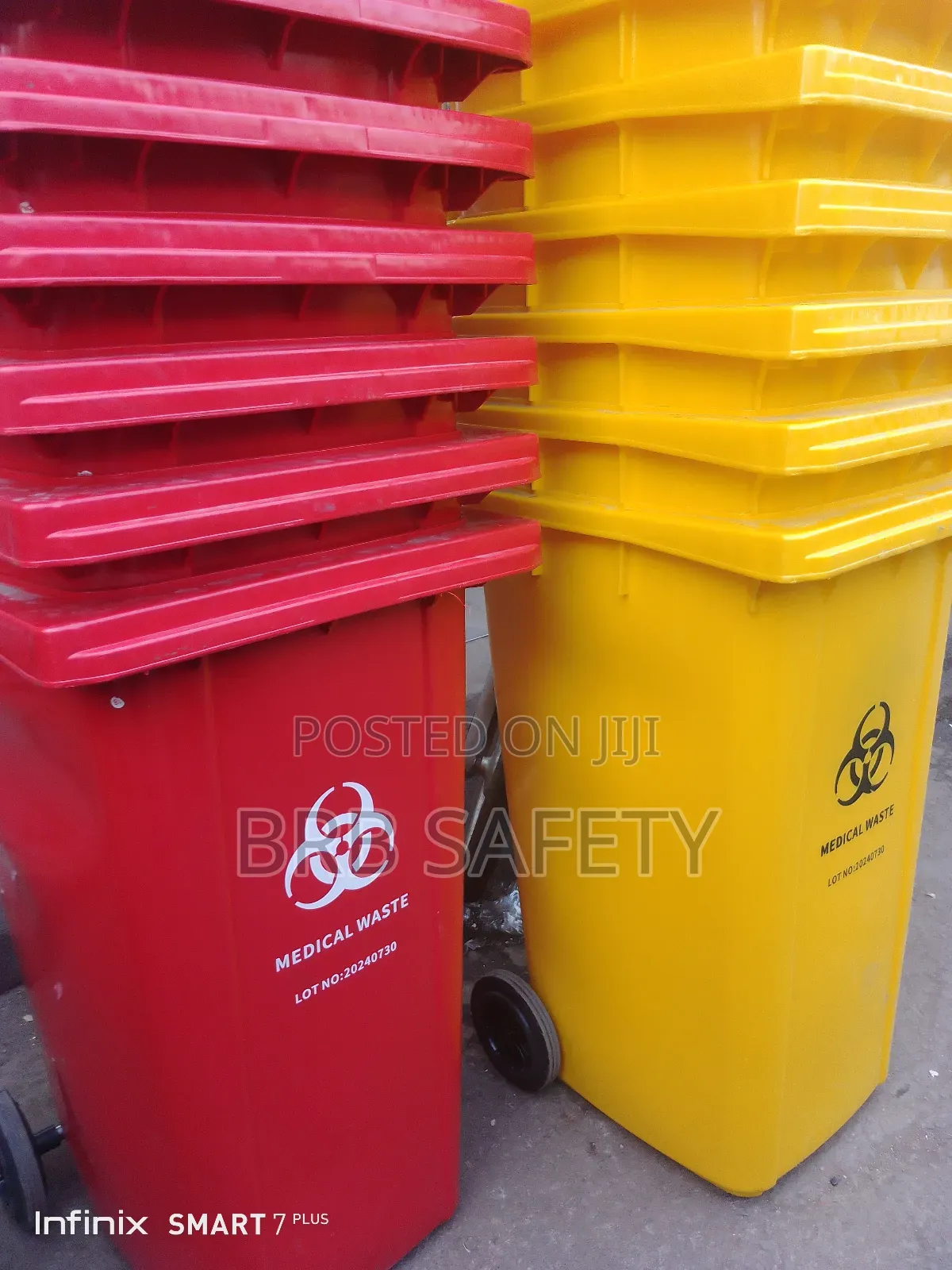 Trash Buckets/ Dust Bin 240ltrs