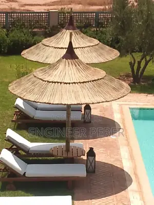Art and Design Grass Shelters