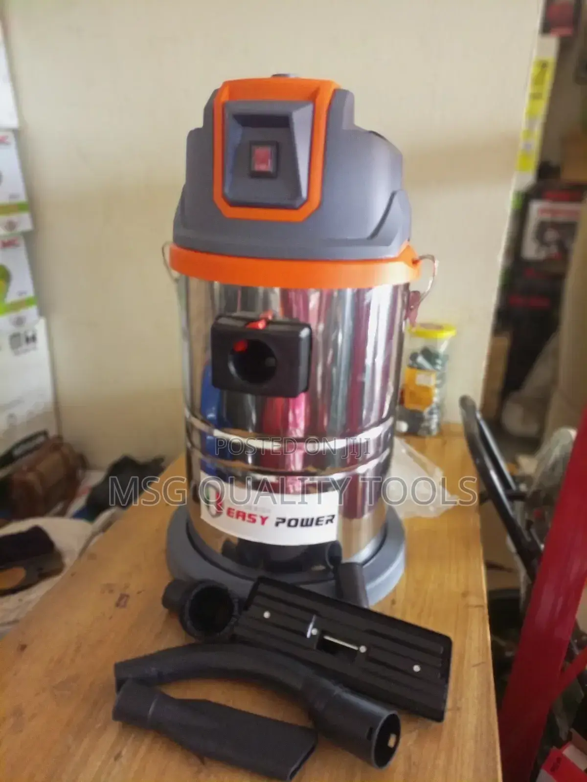 Vacuum Cleaner/Carpet Cleaner