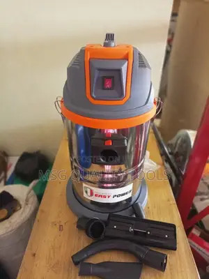 Vacuum Cleaner/Carpet Cleaner