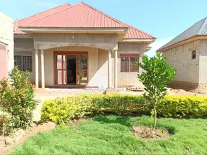 3bdrm Bungalow in Kisowera, Central Division for sale