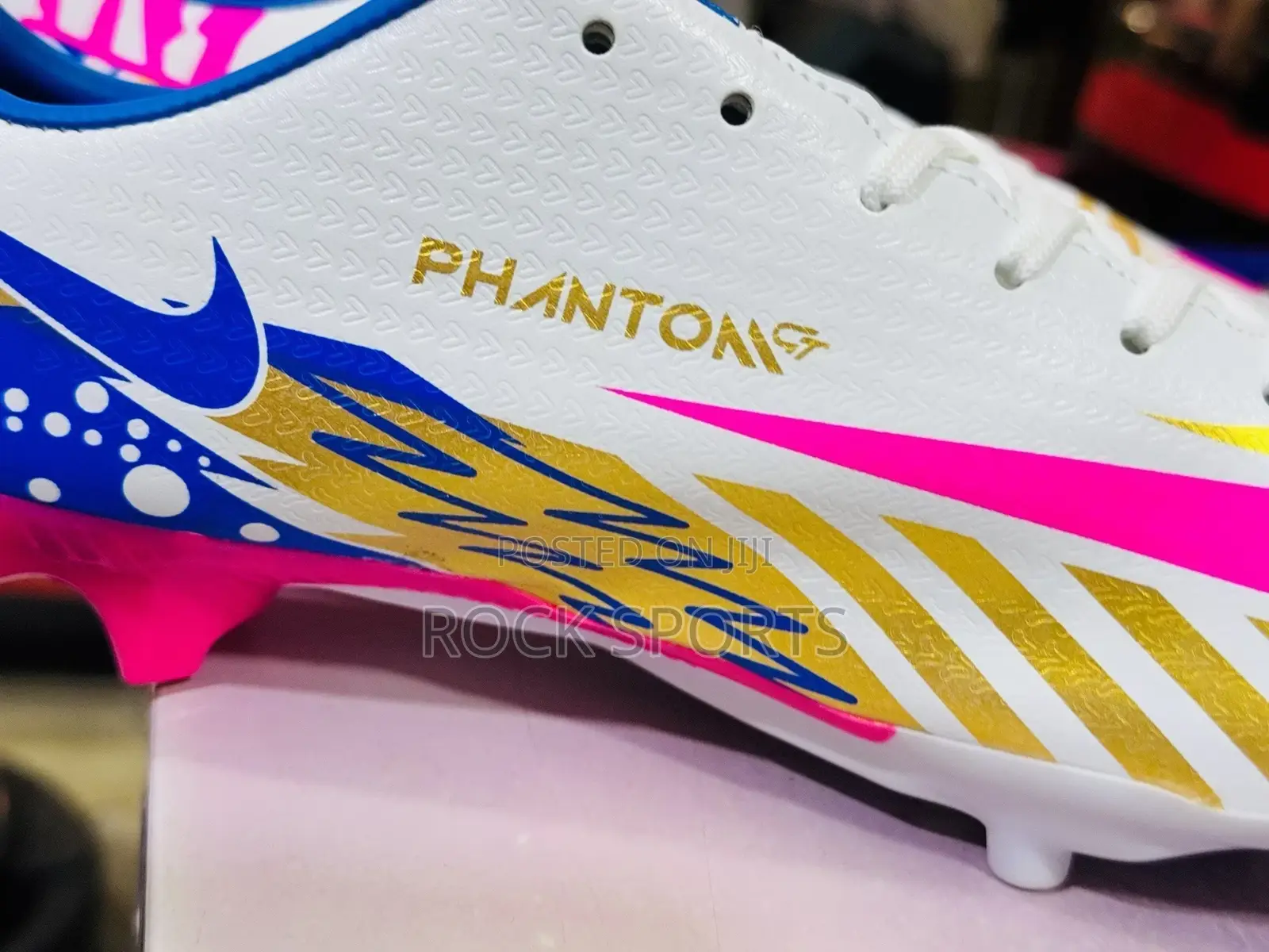 Football Shoes Phantom