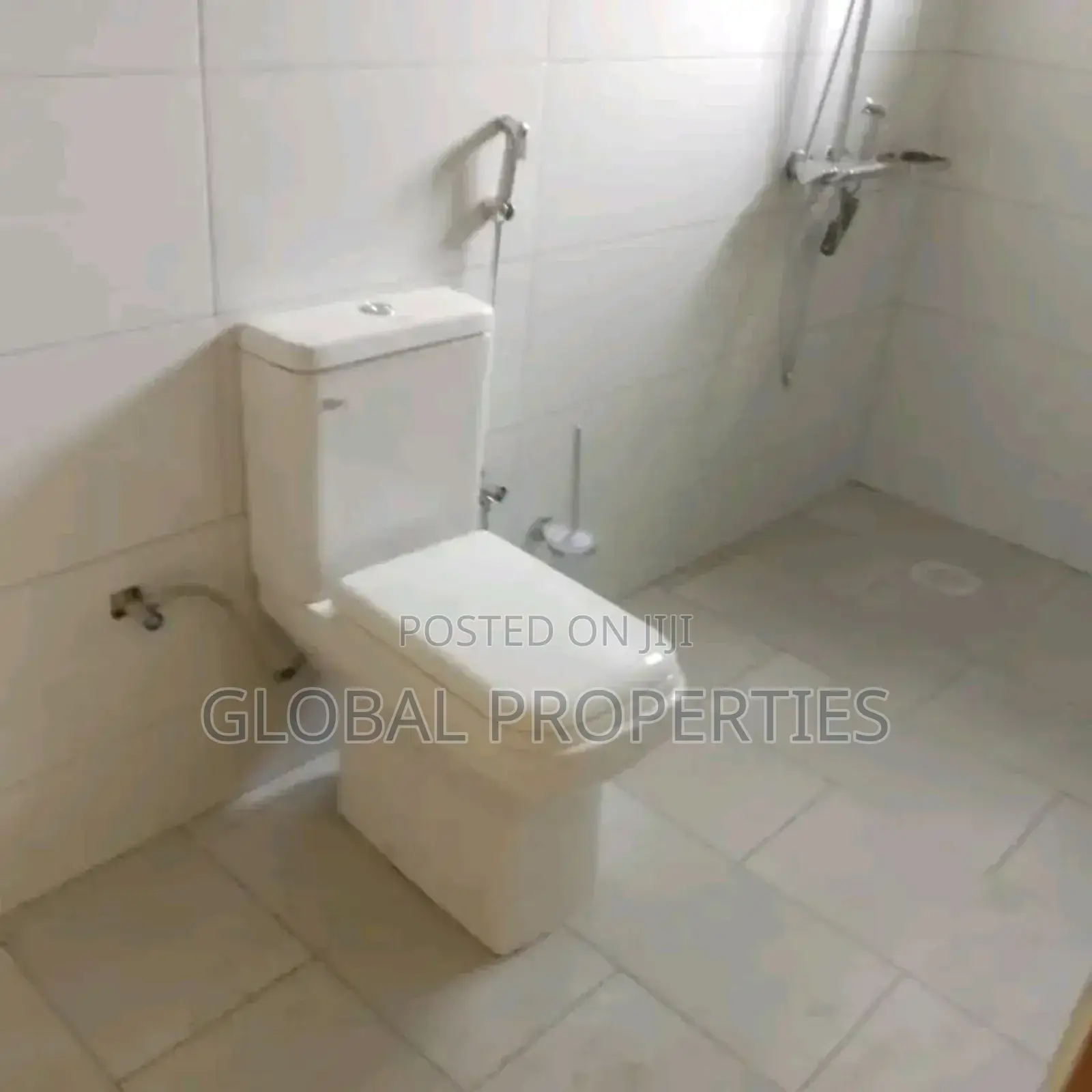 4bdrm Bungalow in Ssonde Estate, Central Division for sale