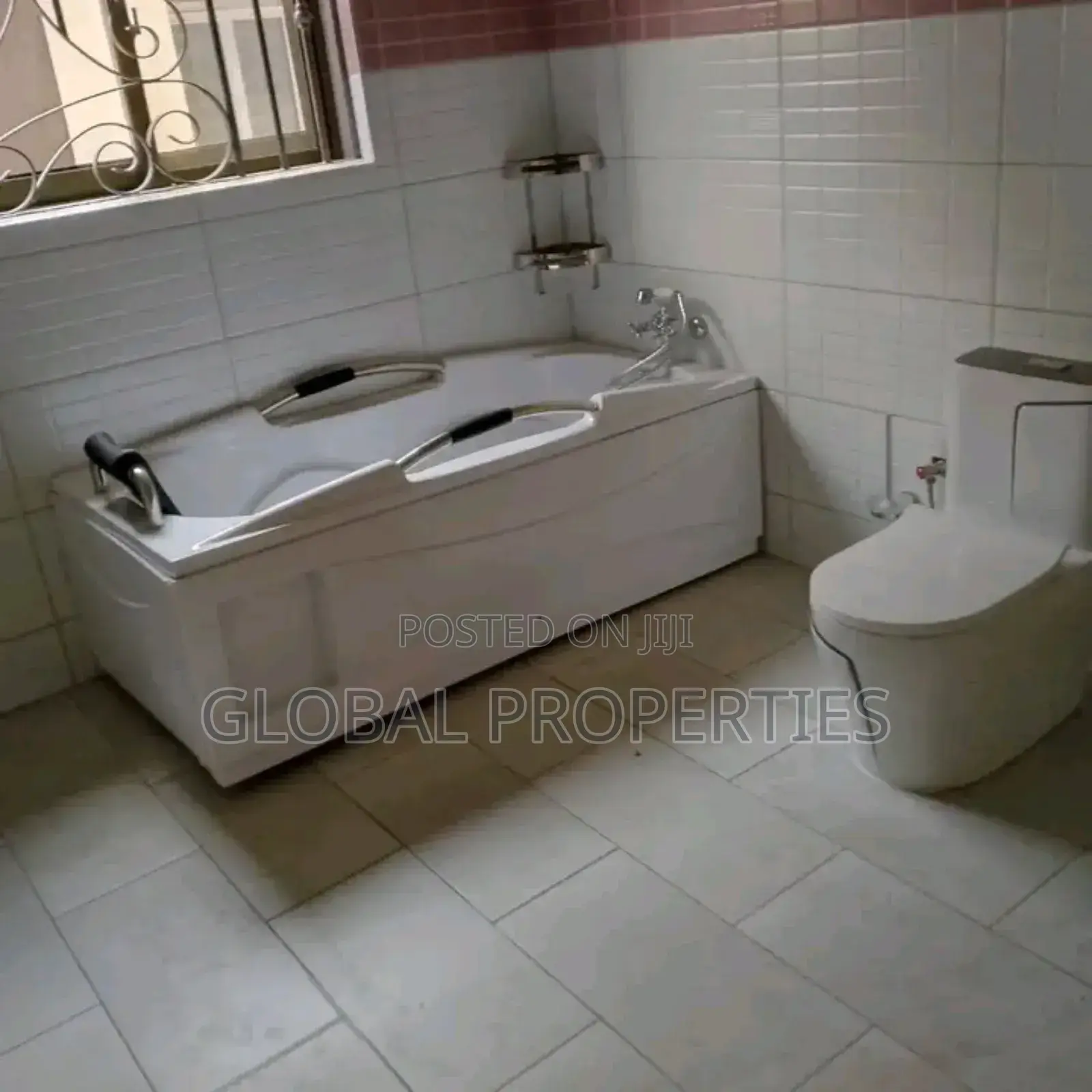 4bdrm Bungalow in Ssonde Estate, Central Division for sale