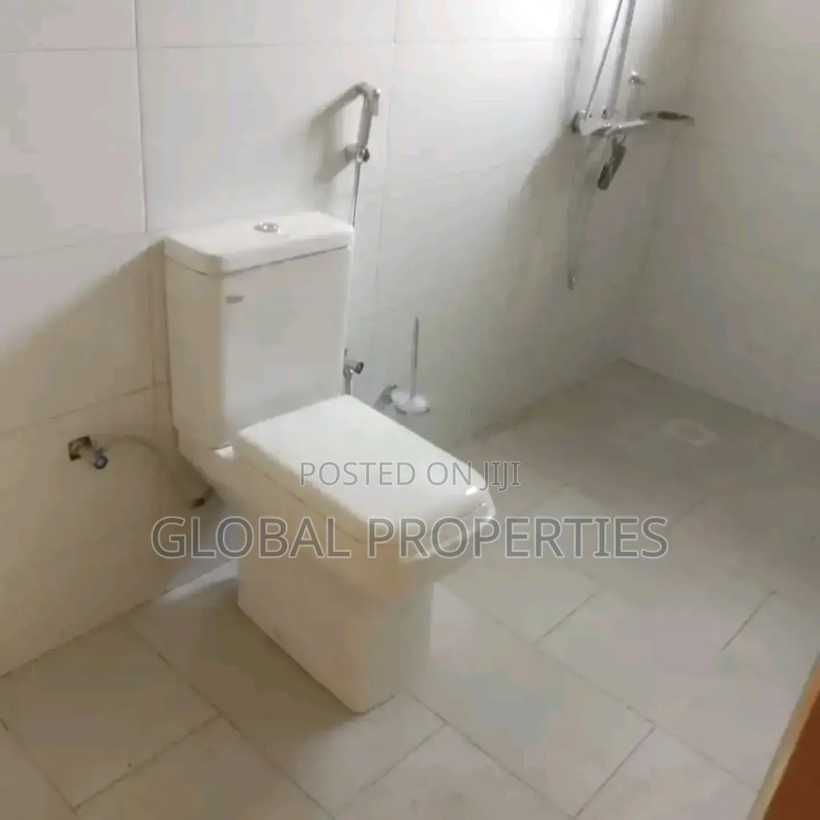 4bdrm Bungalow in Ssonde Estate, Central Division for sale