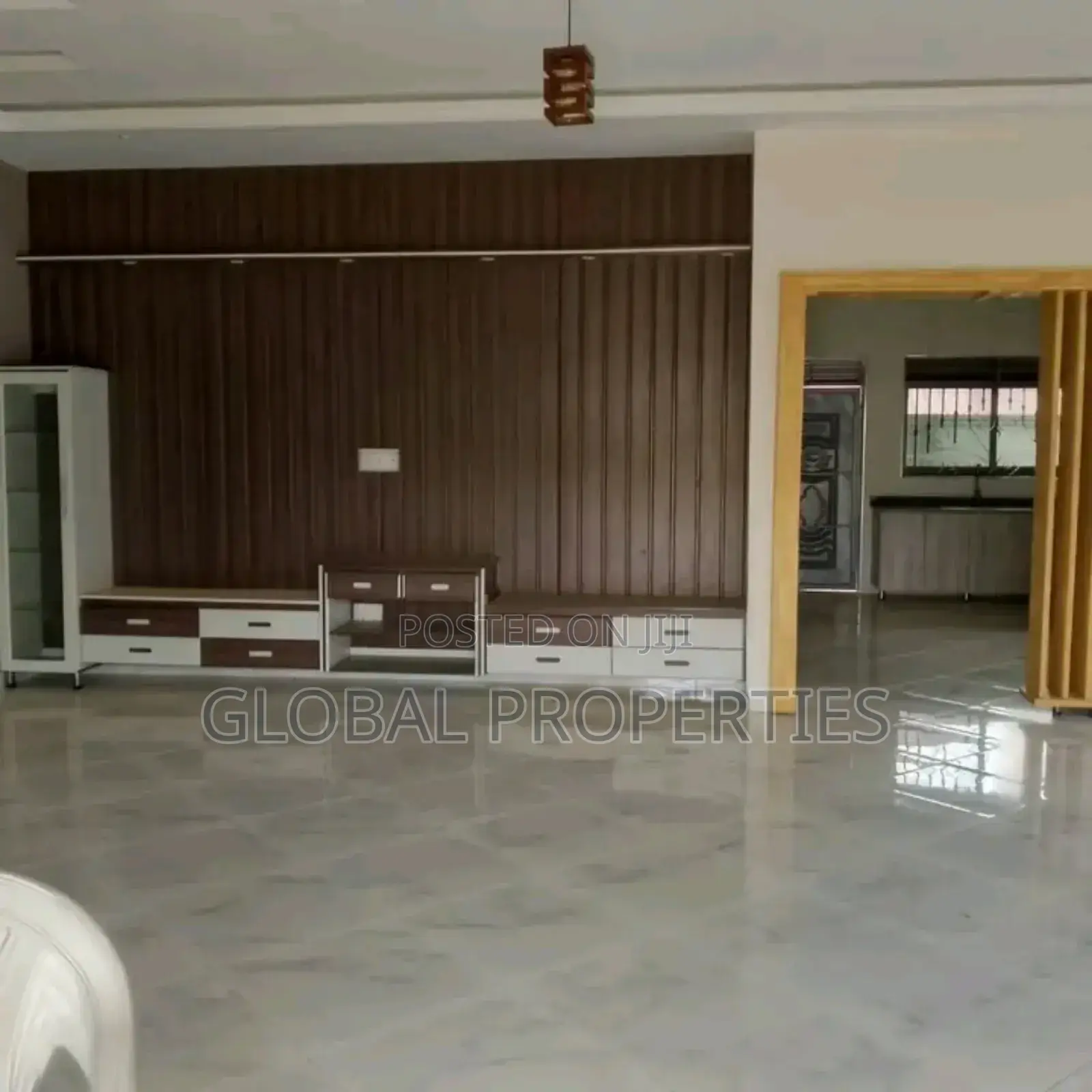 4bdrm Bungalow in Ssonde Estate, Central Division for sale