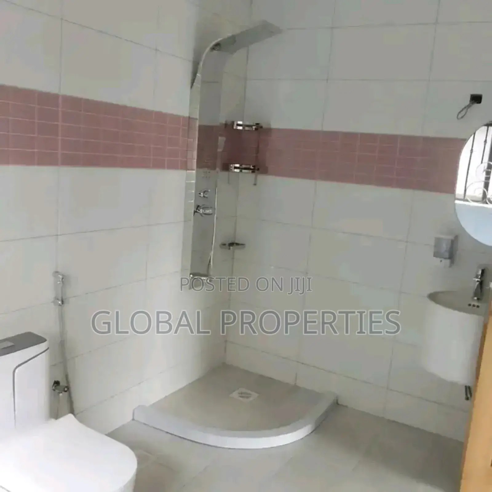 4bdrm Bungalow in Ssonde Estate, Central Division for sale