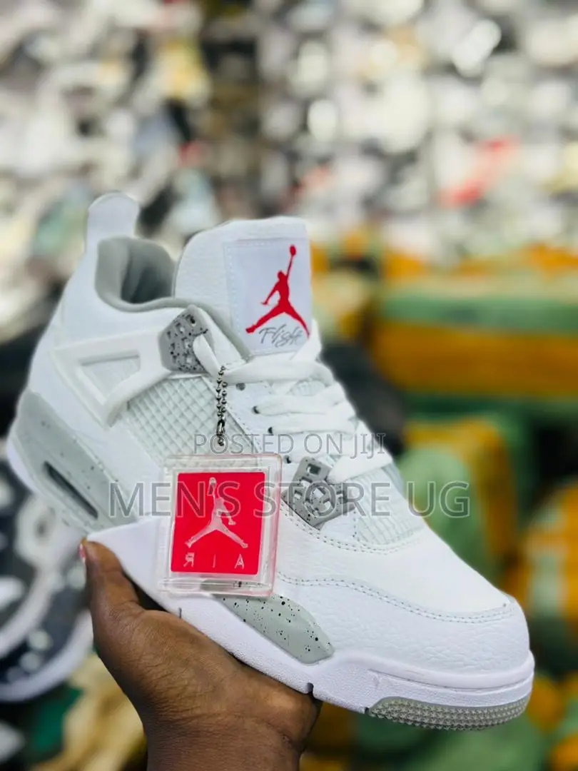 Air Jordan 4 Retro White Gray