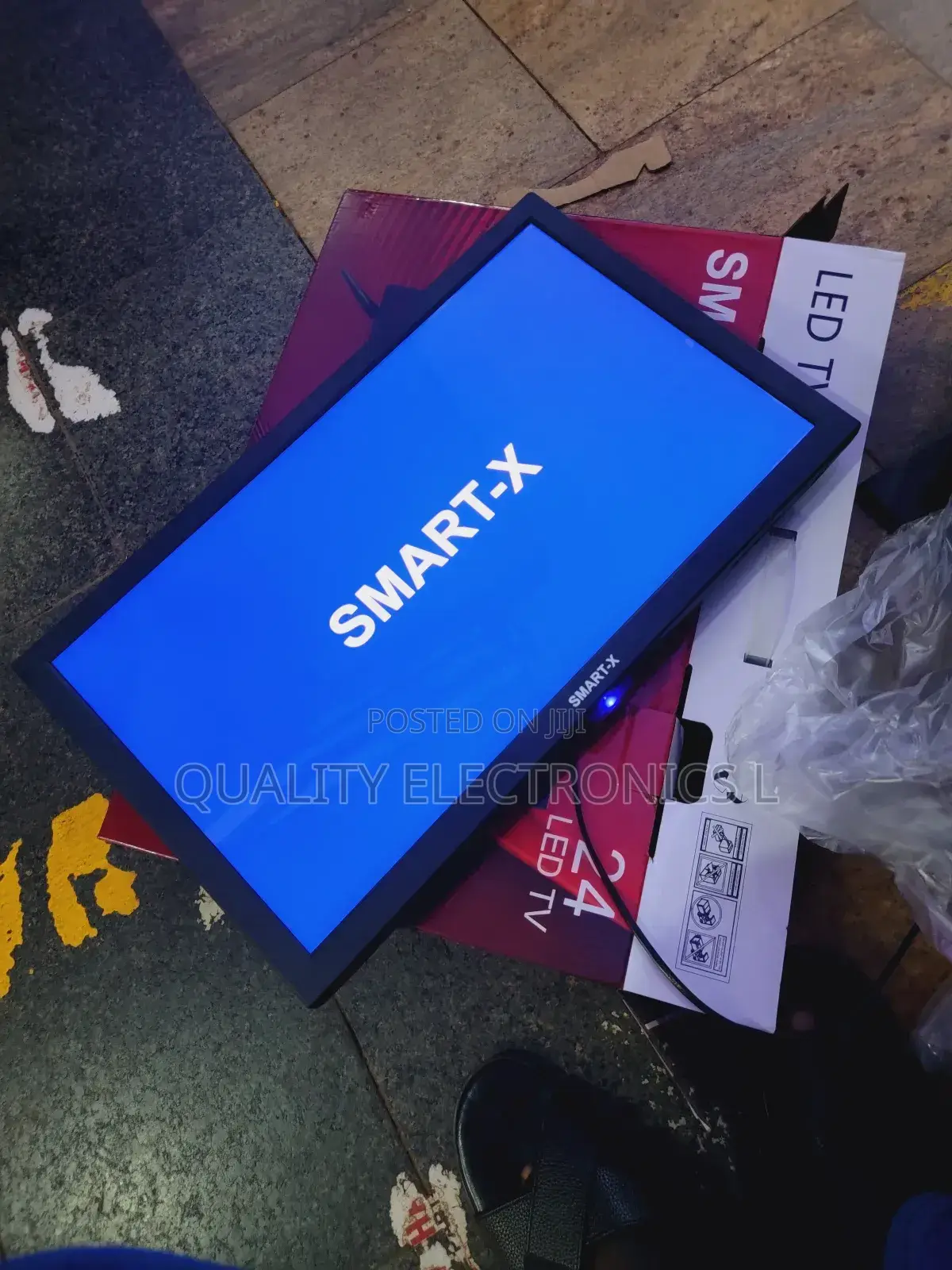 Smartx 24 Inches Free To Air Tv