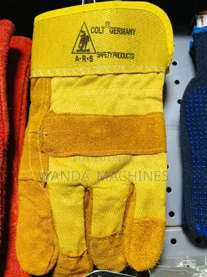 Heavy Duty Safety Gloves Germany