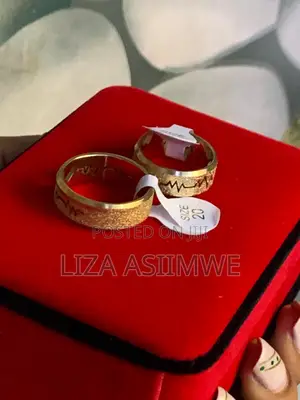 Ring Set for Couples With Hearts and Life Lines