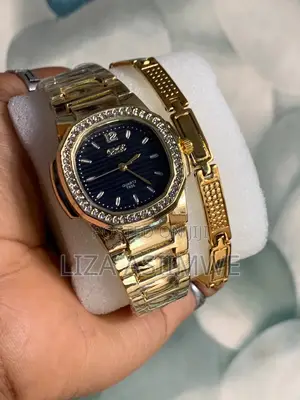 Iced Out Lady’S Luxurious Watch and Bracelet
