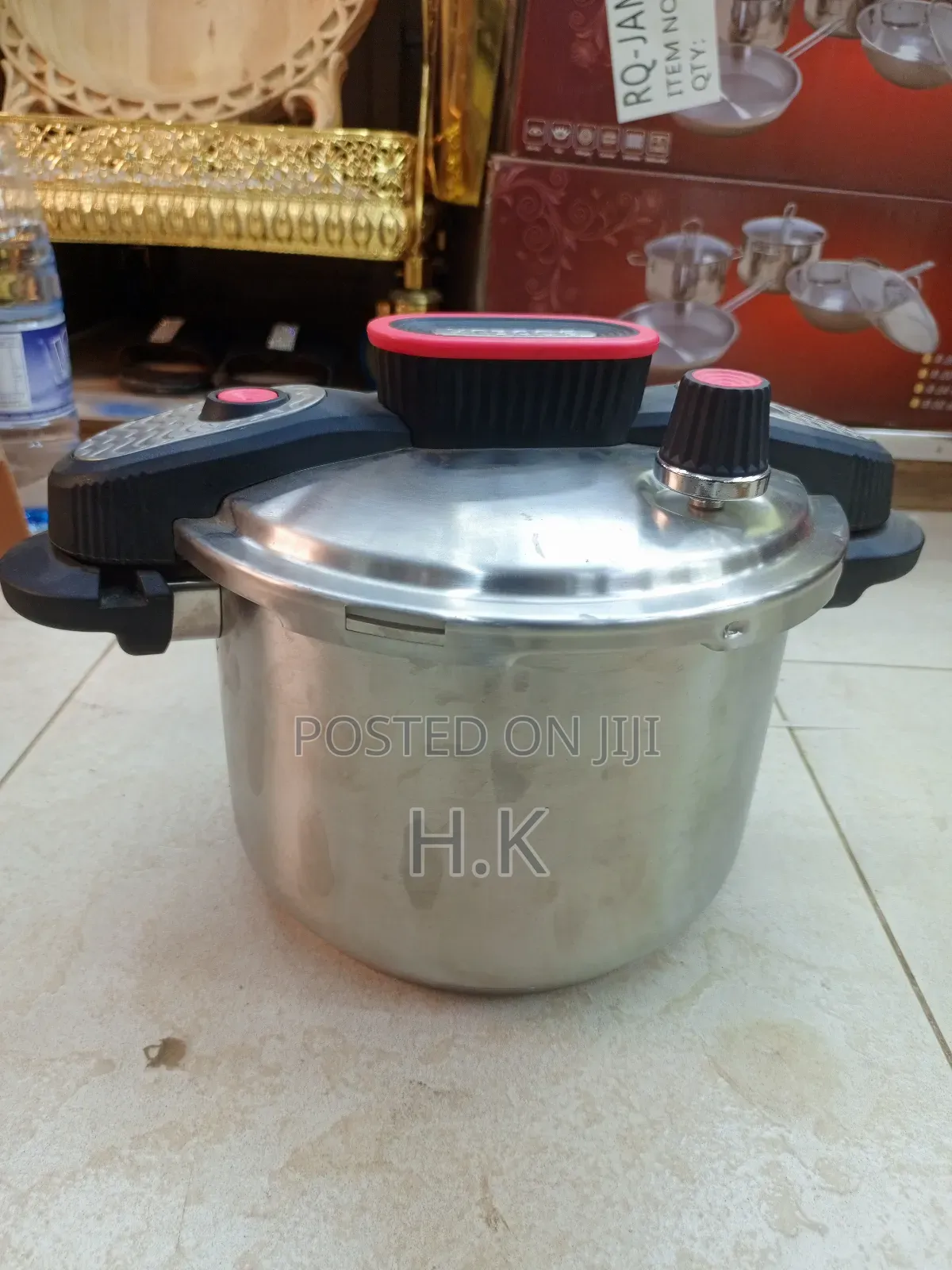 8-Litre Pressure Cooker