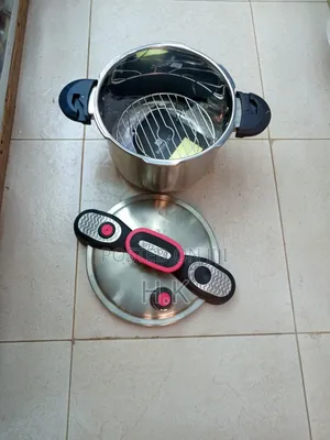 8-Litre Pressure Cooker