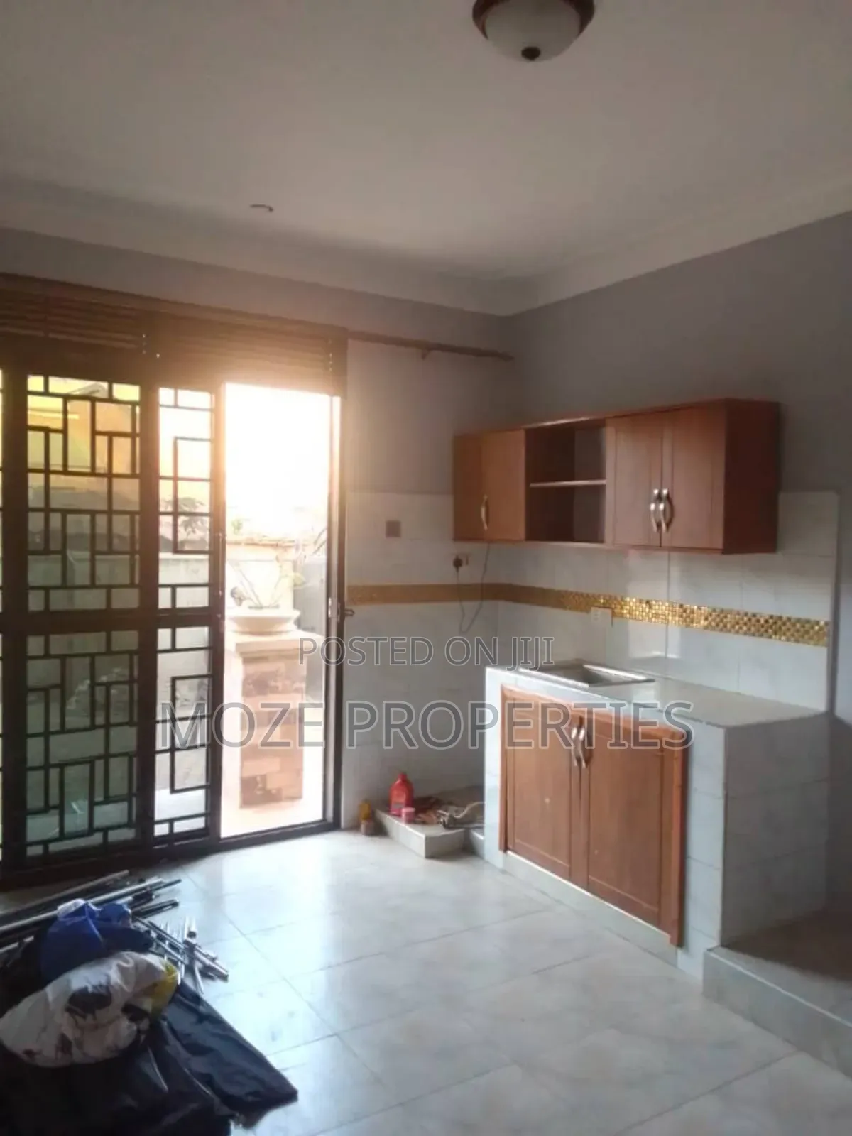 Studio Apartment in Mutungo., Central Division for rent