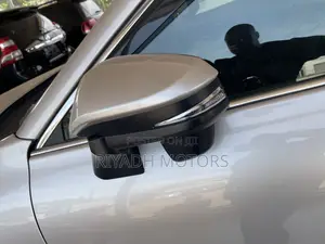 Toyota Harrier 2.5 Hybrid 2020 Gold