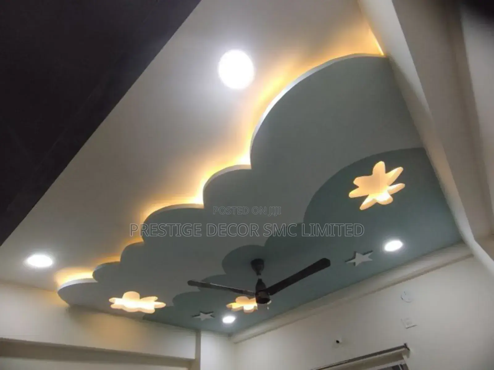 Gypsum Futuristic and Clean Ceiling and Wall Design