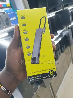 Type-C Hub 8 in 1 Ports 