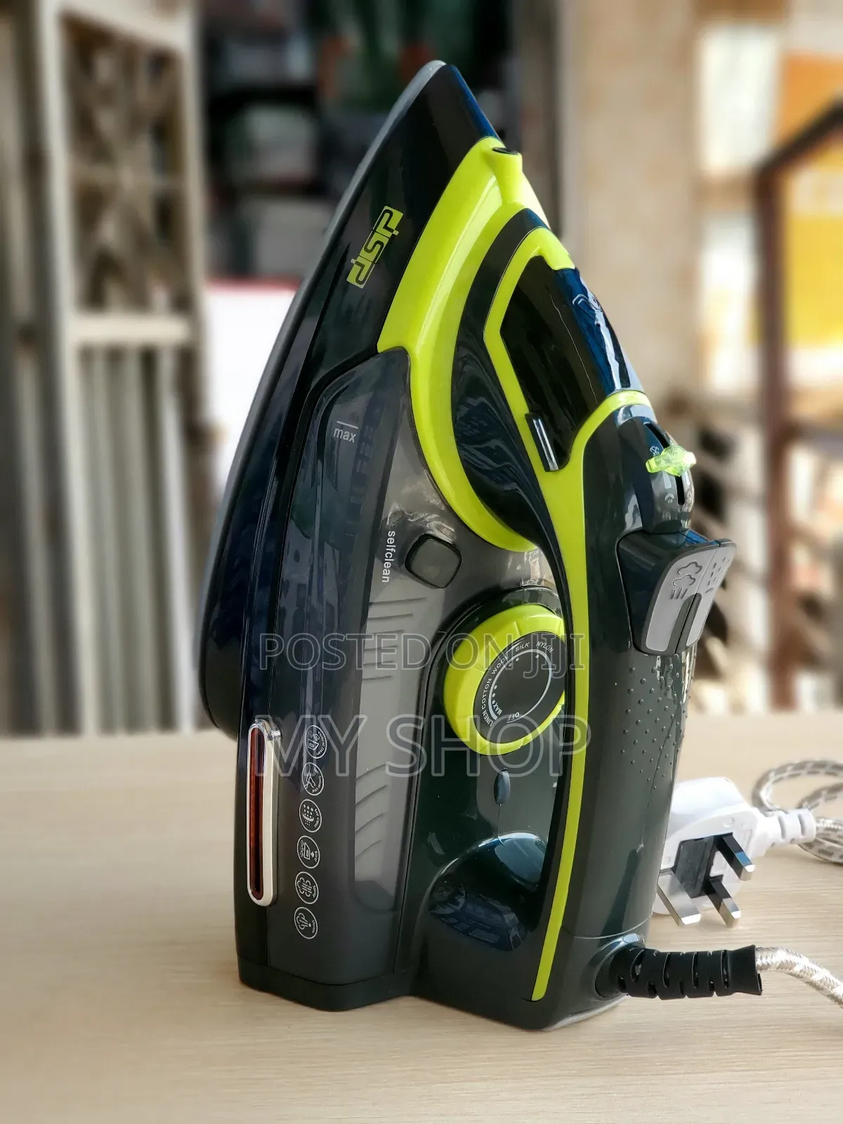 Electric Steam Iron Kd1004