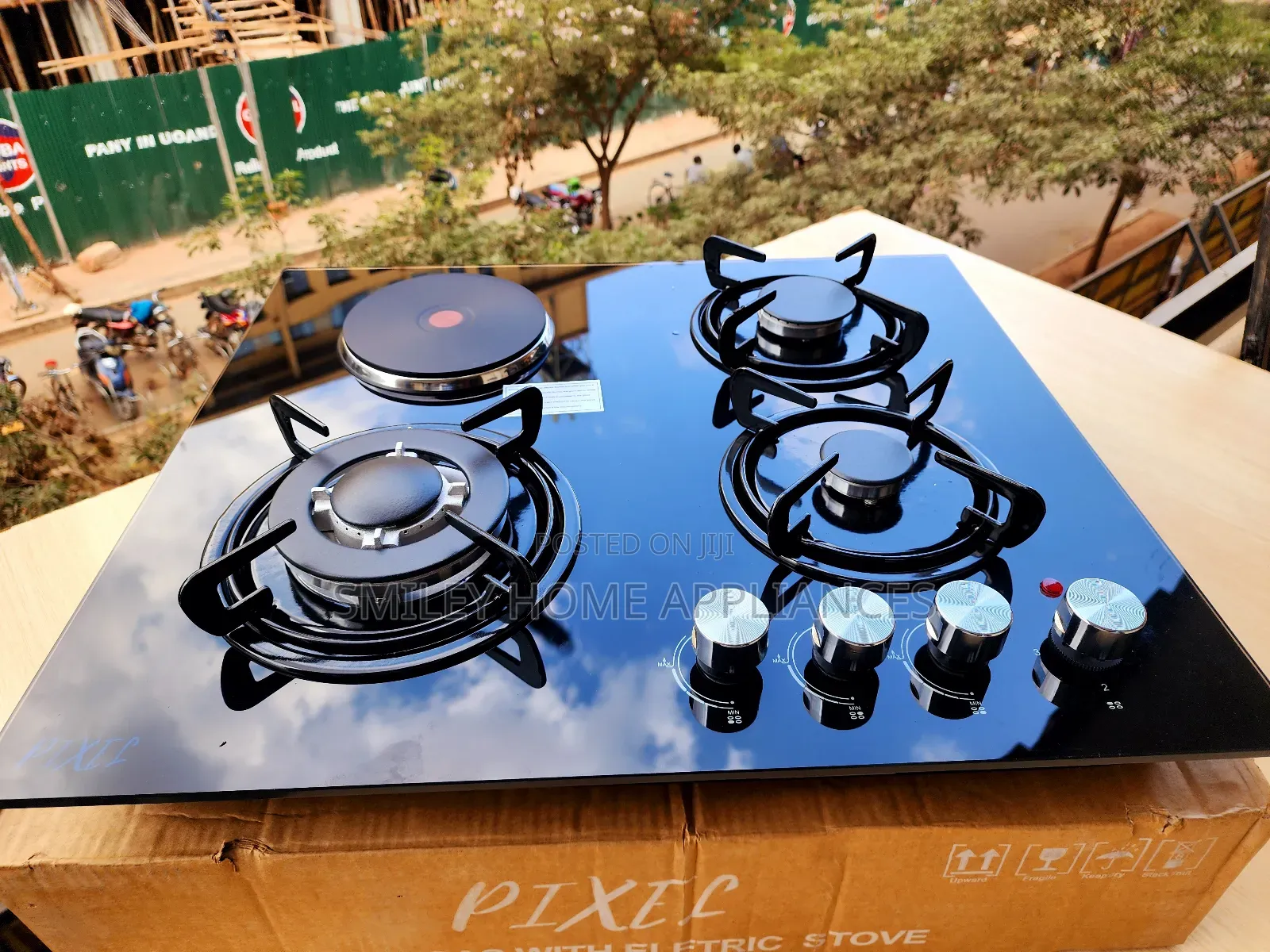 Brand New Built in Pixel Gas Hob Black Glass Material