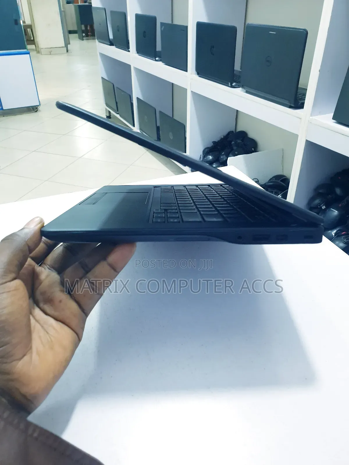 Laptop Dell Latitude 12 7250 4GB Intel Core I5 SSD 128GB